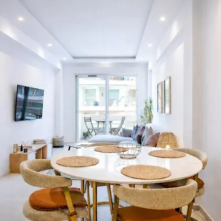 Two Bedrooms With View Over The Sea Antibes
