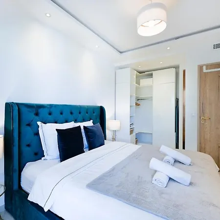 Apartment Two Bedrooms With View Over The Sea Antibes
